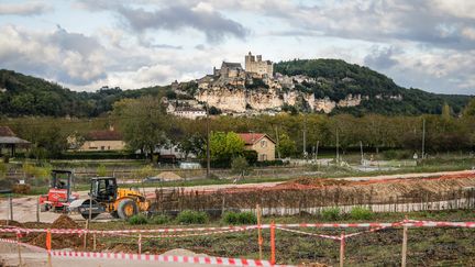 La justice administrative annule ce mardi l'arrêté autorisant les travaux de la déviation de Beynac. (THIBAUD MORITZ / AFP)