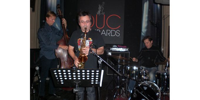 Dernières balances pour Thomas Bramerie, Pierrick Pédron et Franck Agulhon au Duc des Lombards (6/12/12)
 (Annie Yanbékian)