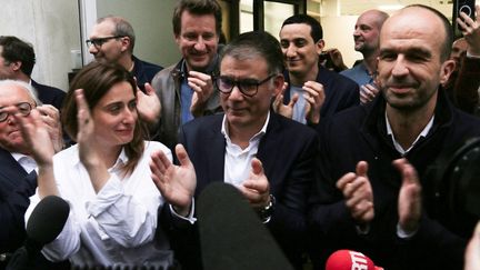 Marine Tondelier, Olivier Faure et Manuel Bompard devant le siège des Ecologistes, à Paris, le 13 juin 2024. (QUENTIN DE GROEVE / HANS LUCAS / AFP)