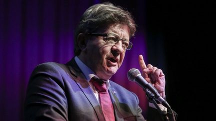 Jean-Luc Mélenchon était en&nbsp;déplacement à Athènes samedi pour soutenir le lancement d'un nouveau mouvement politique. (ANGELOS TZORTZINIS / AFP)