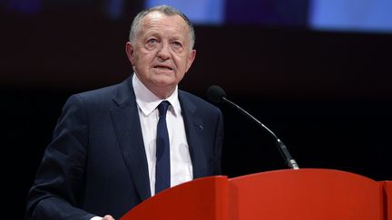 Le pr&eacute;sident de l'Olympique lyonnais, Jean-Michel Aulas, pr&eacute;sente ses v&oelig;ux aux partenaires du club, le 29 janvier 2015, &agrave; Lyon (Rh&ocirc;ne). (  MAXPPP)