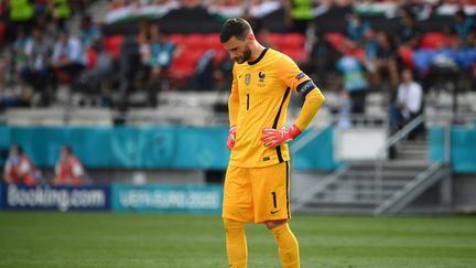 Hugo Lloris a regretté le manque d'efficacité des Bleus face à la Hongrie. (FRANCK FIFE / POOL)