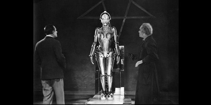 Alfred Abel, Brigitte Helm, Rudolf Klein-Rogge : le savant Rotwang montre son robot au maître de Metropolis
 (MK2 Diffusion)