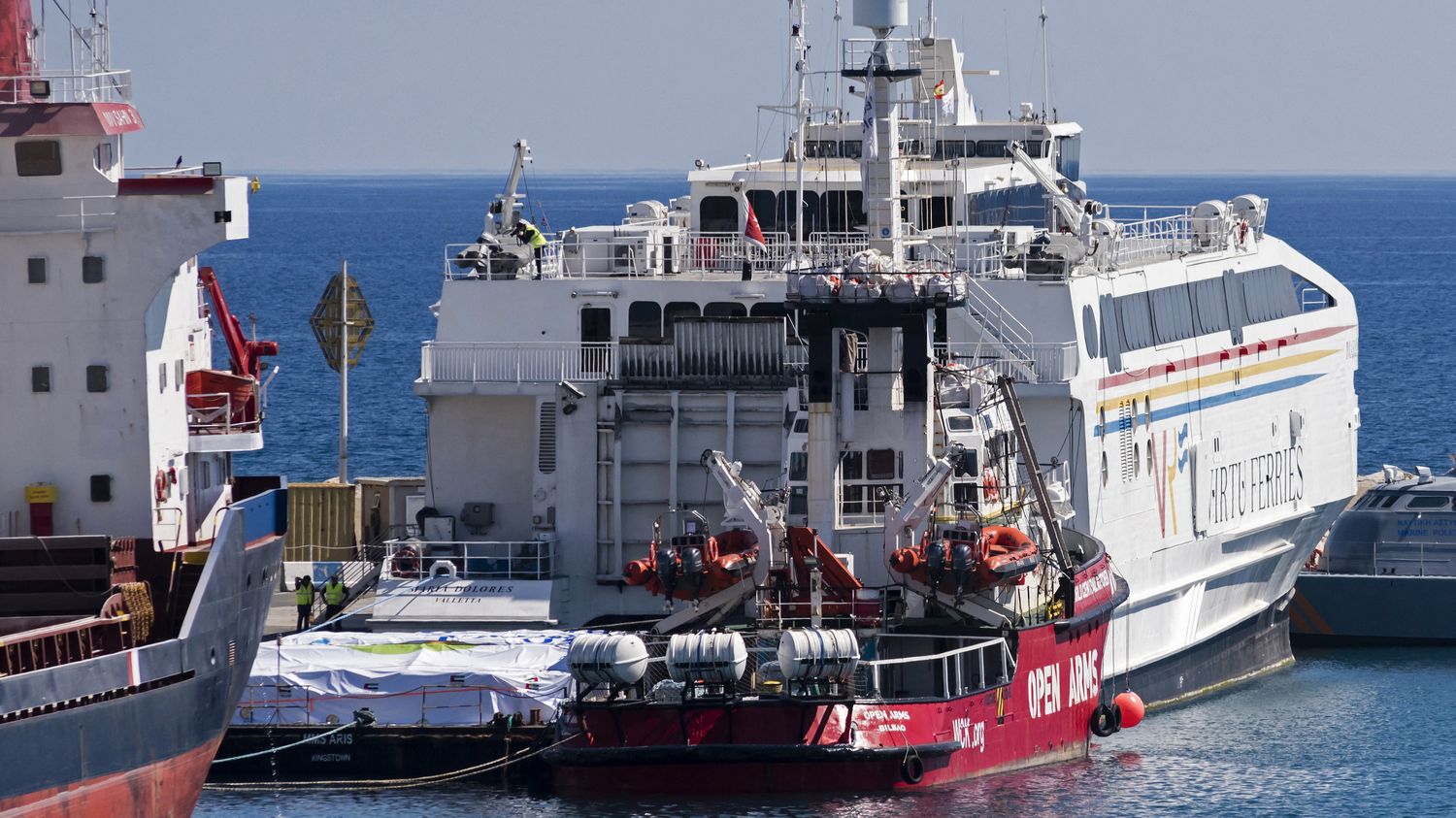 The first boat to bring aid to Gaza by sea leaves Cyprus