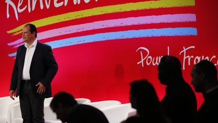 Le Premier secr&eacute;taire du Parti socialiste, Jean-Christophe Cambad&eacute;lis, le 29 ao&ucirc;t 2014 &agrave; La Rochelle. ( STEPHANE MAHE / REUTERS)