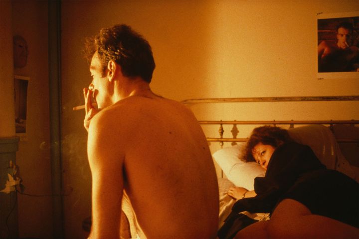 Nan Goldin, "Nan and Brian in bed, New York City", 1986, de la série “The Ballad of Sexual Dependency”, Tirage Cibachrome, Collection MEP, Paris (© Nan Goldin, courtesy Marian Goodman Gallery)