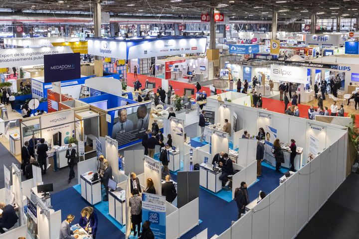 Le&nbsp;salon Santexpo organisé par la Fédération Hospitalière de France (FHF) au parc des expositions de la Porte de Versailles à Paris, le 8 novembre 2021. (VINCENT ISORE / MAXPPP)