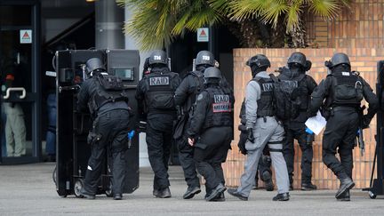 Les deux frères ont été arrêtés par le RAID. (IROZ GAIZKA / AFP)