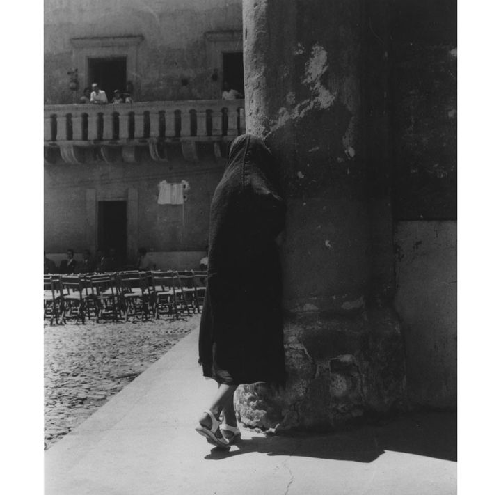 Lola Alvarez Bravo. "El mítin", 1947
 (Centro para la fotografía creativa, Fundación Universidad de Arizona)