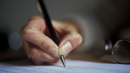 Plus de 2,5 millions de personnes&nbsp;sont en situation d'illettrisme après avoir été scolarisées en France. (PHOTOFUSION / UNIVERSAL IMAGES GROUP EDITORIAL)