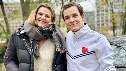 La vice-championne du monde de natation, Marie Wattel, s'est confiée à Théo Curin sur ses ambitions pour les Jeux de Paris : elle n'est pas favorite mais croit en ses chances pour une médaille d'or. (ANNE BAYARD)