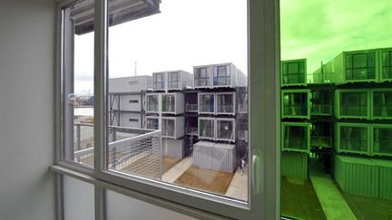 Des studios pour étudiants, installés dans des conteneurs au Havre (août 2010) (AFP / Robert François)