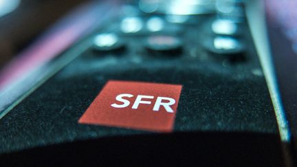 Le groupe SFR a annoncé, vendredi 10 février 2017, tester cet été sur sa chaine BFM Paris,&nbsp;des publicités ciblées selon les foyers. (MAXPPP)