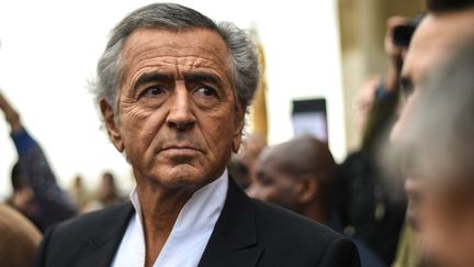 L'écrivain et philosophe Bernard-Henri Lévy lors d'une manifestation pour les Kurdes, à Paris (France) le 12 octobre 2019 (LUCAS BARIOULET / AFP)