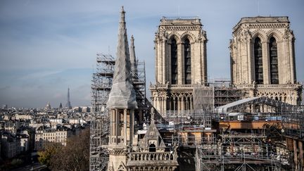 La reconstruction de la cathédrale Notre-Dame de Paris est toujours en cours (24 novembre 2020). (MARTIN BUREAU / AFP)
