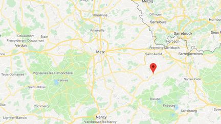 Le vol a eu lieu dans l'ossuaire de&nbsp;Bérig-Vintrange,&nbsp;près de Morhange (Moselle). (GOOGLE MAPS)