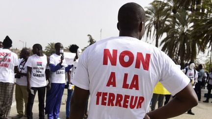 Manifestation contre le régime de Yahya Jammeh, le 22 avril 2016 à Dakar au Sénégal.