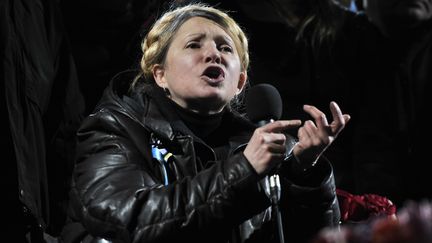 L'ancienne Premi&egrave;re ministre ukrainienne, Ioulia Timochenko, arrive place de l'Ind&eacute;pendance &agrave; Kiev, le 22 f&eacute;vrier 2014. (LOUISA GOULIAMAKI / AFP)