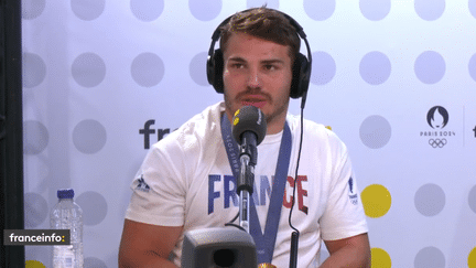 Antoine Dupont, médaillé olympique en rugby à 7, invité sur franceinfo, dimanche 28 juillet 2024. (FRANCEINFO / RADIO FRANCE)