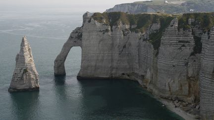 Les falaises d'Etretat (Seine-Maritime) en Normandie. (CATHERINE GRAIN / RADIO FRANCE)