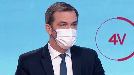 Olivier Véran, ministre de la Santé, était l'invité des "4 Vérités" sur France 2, jeudi 9 décembre. (CAPTURE ECRAN FRANCE 2)