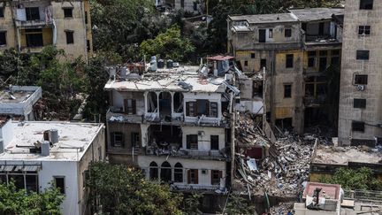 Des immeubles dans le quartier de Gemayzeh, une semaine après&nbsp;les explosions du 4 août au port de Beyrouth, le 17 août 2020 (photo d'illustration). (ELIZABETH FITT / MAXPPP)