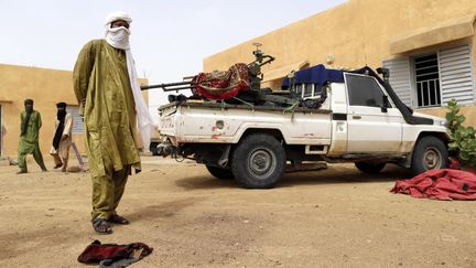 Des rebelles du MNLA, le 27 juillet 2013 &agrave; Kidal (Mali). (KENZO TRIBOUILLARD / AFP)