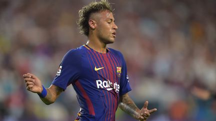 Neymar pendant le match opposant le Real Madrid au FC Barcelone à Miami, le 29 juillet 2017. (HECTOR RETAMAL / AFP)