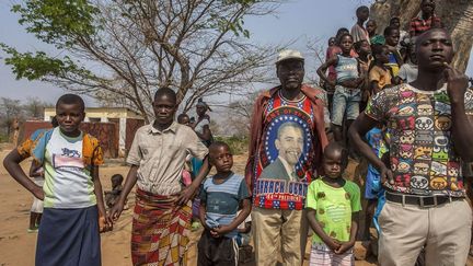 Ils ont été jusqu’à 12.000 Mozambicains installés au Malawi, entre 2015 et 2016. Ils seraient encore plus de 3000 aujourd’hui. Le camp de Luwani et ses 160 hectares, ses maisonnettes d’une pièce en briques rouges, est un lieu de vie plus agréable que les campements sauvages dans la périphérie de la capitale, Lilongwe. (Amos Gumulira/AFP)