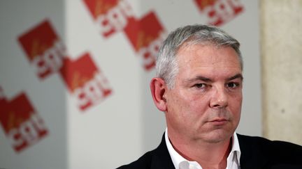 Le secr&eacute;taire g&eacute;n&eacute;ral de la CGT, Thierry Lepaon, lors d'une conf&eacute;rence de presse &agrave; Montreuil-sous-Bois (Seine-Saint-Denis), le 26 juillet 2013.&nbsp; (PATRICK KOVARIK / AFP)