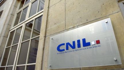 Le logo de la Commission nationale informatique et libertés (CNIL) (AFP - STEPHANE DE SAKUTIN)