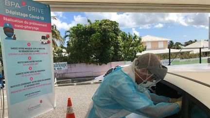 De nouveaux cas de coronavirus en Guadeloupe, des contaminations importées sur l'île antillaise. (GUADELOUPE LA 1ERE)