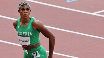 Blessing Okagbare lors des séries du 100 mètres à Tokyo, le 30 juillet. (GIUSEPPE CACACE / AFP)