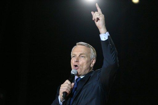 Jean-Marc Ayrault, place de la Bastille, le 6 mai. (THOMAS COEX / AFP)