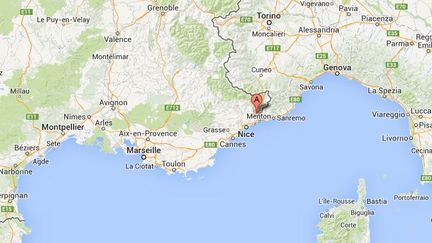 Les corps d'un homme, retrouv&eacute; pendu, et de son fils de 5 ans&nbsp;ont &eacute;t&eacute; d&eacute;couverts, lundi 10 f&eacute;vrier 2014, dans une maison de Sospel (Alpes-Maritimes), au nord de Menton. (GOOGLE MAPS / FRANCETV INFO)