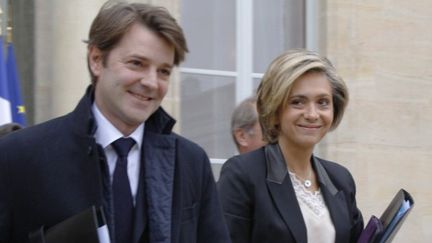 Le ministre de l'Economie, Fran&ccedil;ois Baroin, et la ministre du Budget, Val&eacute;rie P&eacute;cresse, &agrave; l'Elys&eacute;e, &agrave; Paris, le 7 novembre 2011. (FRANCOIS GUILLOT / AFP)