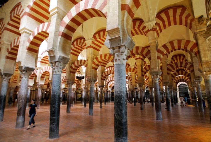 L'intérieur de la grande mosquée de Cordoue en Andalousie (sud de l'Espagne) (REUTERS/Marcelo del Pozozo MDP/LA)