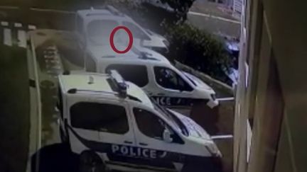 Un homme a attaqué des policiers, lundi 8 novembre au matin, à Cannes (Alpes-Maritimes). Retour sur les faits.&nbsp; (FRANCE 2)