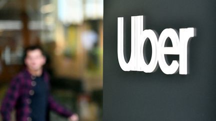 La façade d'un des bureaux de la société Uber photographié le 8 mai 2019 à San Francisco, aux États-Unis. (JOSH EDELSON / AFP)