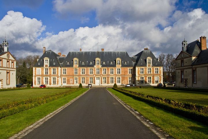 Le château de Grignon, en novembre 2010. (LAURENT BOURCIER / WIKIMEDIA)