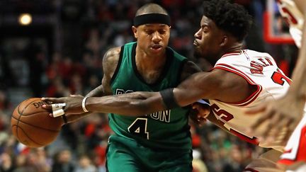 Isaiah Thomas face à Jimmy Butler  (JONATHAN DANIEL / GETTY IMAGES NORTH AMERICA)