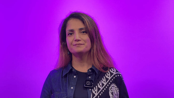 Niyaz Abdulla, journaliste irakienne, lauréate du Prix international de la liberté de la presse en 2022 (THOMAS SELLIN / FRANCEINFO)