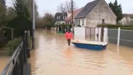 France 3 s'est rendue à Esbly (Seine-et-Marne) ce jeudi 25 janvier, dans un quartier victime des inondations. (FRANCE 3)