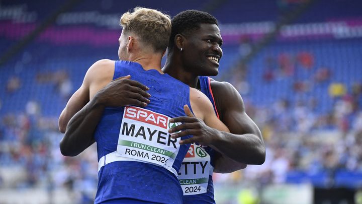 Makenson Gletty et Kevin Mayer, lors de la première journée du décathlon des Championnats d'Europe, à Rome, le 10 juin 2024. (HERVIO JEAN-MARIE/KMSP)