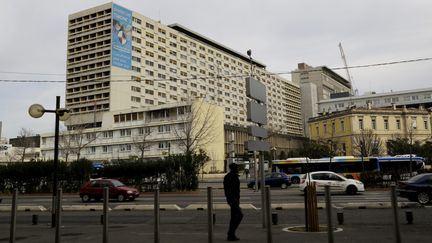 Marseille : l'hôpital de la Timone au bord du gouffre