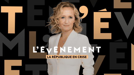 Caroline Roux présente "L'Evénement, la République en crise", ce jeudi 5 décembre, après le journal de 20 heures. (France Télévisions)