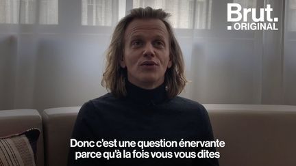 Il y a des questions qui agacent le comédien Alex Lutz. Il a décidé de les commenter.