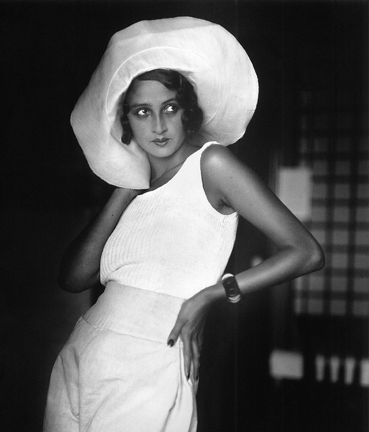 Renée, Biarritz, août 1930 Photographie J H Lartigue
 (Ministère de la Culture – France / AAJHL)