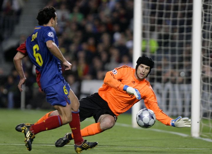 Le gardien de Chelsea Petr Cech lors d'une demi-finale de Ligue des champions face à Barcelone, le 28 avril 2009. (JOSEP LAGO / AFP)