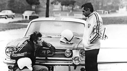 Johnny Hallyday participe pour la première fois au rallye de Monte Carlo pour le compte de l'écurie Ford, avec une Mustang, le 30 novembre 1966. (AFP)